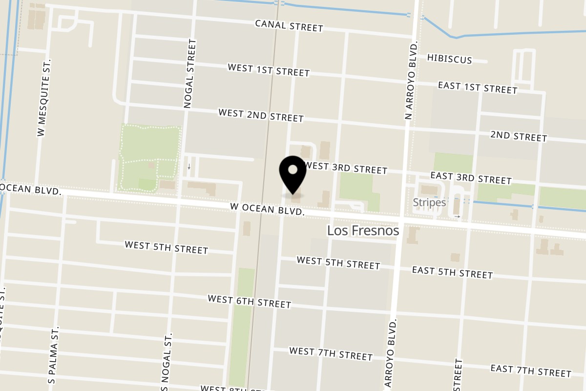 Map showing the location of Julias Restaurant on 220 W Ocean Blvd in Los Fresnos